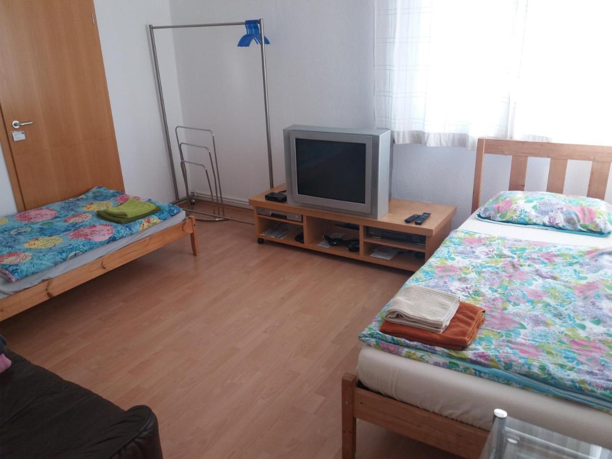 Apartments Naehe Messe - Room Agency Hannover Buitenkant foto