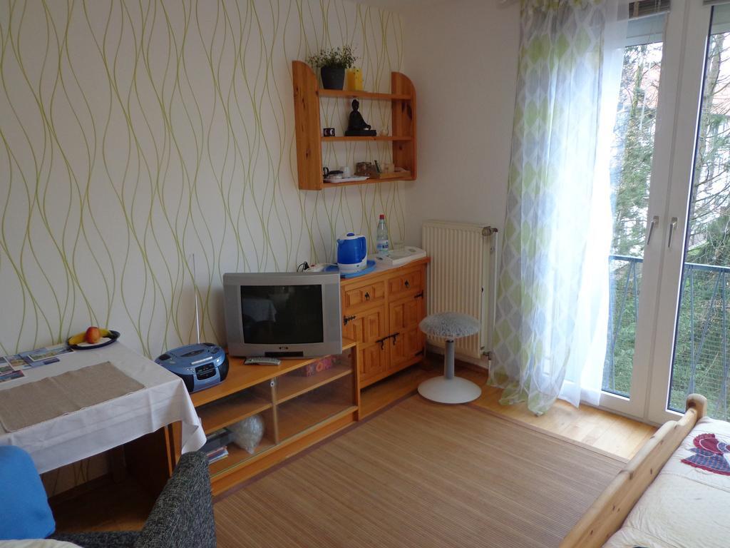 Apartments Naehe Messe - Room Agency Hannover Buitenkant foto